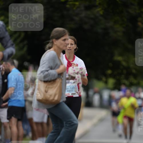 30.08.2026 - Blankeneser Heldenlauf Patografie http://msf.ph/oto/10092585 30.08.2026 12:37:25 Ziel 2084, 4239, 4257 meine-sportfotos.de