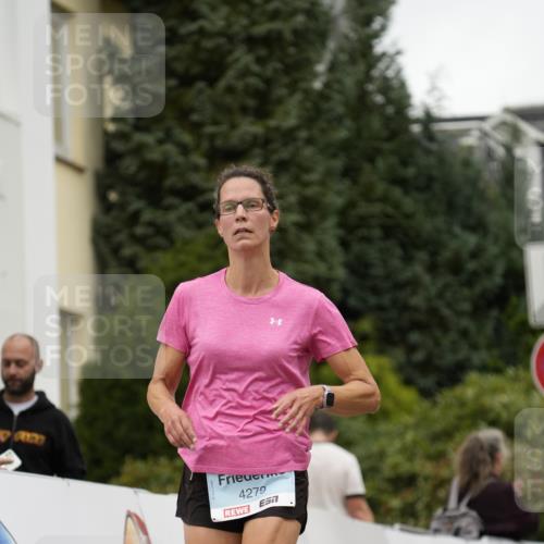30.08.2026 - Blankeneser Heldenlauf Patografie http://msf.ph/oto/10092620 30.08.2026 12:38:46 Ziel 2399, 2546, 4226, 4279 meine-sportfotos.de