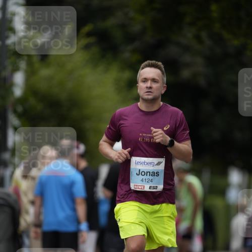30.08.2026 - Blankeneser Heldenlauf Patografie http://msf.ph/oto/10092669 30.08.2026 12:40:35 Ziel 2700, 2736, 4124, 4468 meine-sportfotos.de