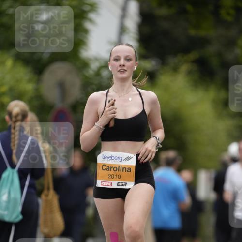 30.08.2026 - Blankeneser Heldenlauf Patografie http://msf.ph/oto/10092696 30.08.2026 12:41:57 Ziel 2010 meine-sportfotos.de