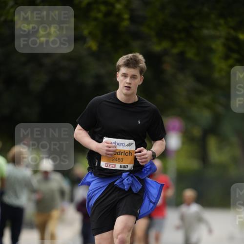 30.08.2026 - Blankeneser Heldenlauf Patografie http://msf.ph/oto/10092698 30.08.2026 12:41:59 Ziel 2010 meine-sportfotos.de
