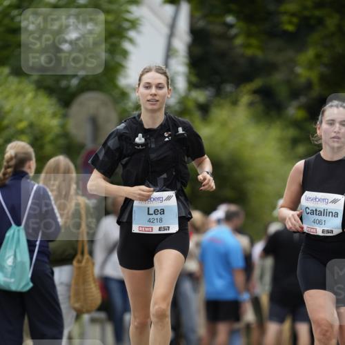 30.08.2026 - Blankeneser Heldenlauf Patografie http://msf.ph/oto/10092709 30.08.2026 12:42:32 Ziel 4061, 4218 meine-sportfotos.de