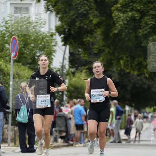 30.08.2026 - Blankeneser Heldenlauf Patografie http://msf.ph/oto/10092710 30.08.2026 12:42:33 Ziel 4061, 4218 meine-sportfotos.de