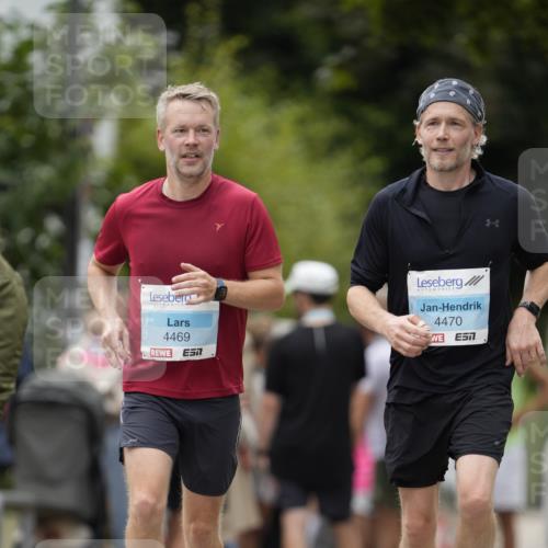 30.08.2026 - Blankeneser Heldenlauf Patografie http://msf.ph/oto/10092722 30.08.2026 12:43:09 Ziel 4307, 4308, 4469, 4470 meine-sportfotos.de