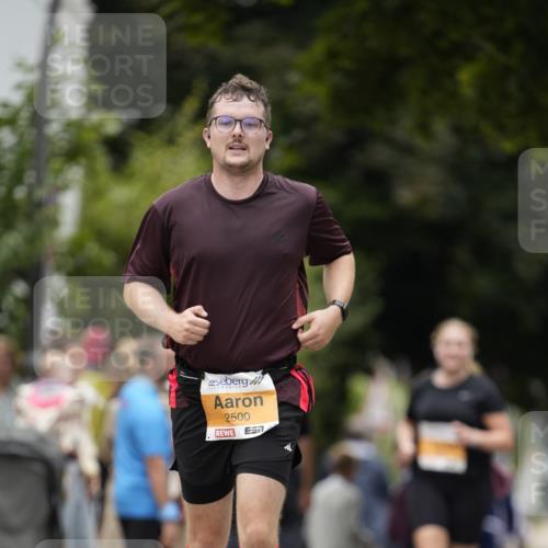30.08.2026 - Blankeneser Heldenlauf Patografie http://msf.ph/oto/10092742 30.08.2026 12:43:44 Ziel 2271, 2385, 2500, 2940 meine-sportfotos.de