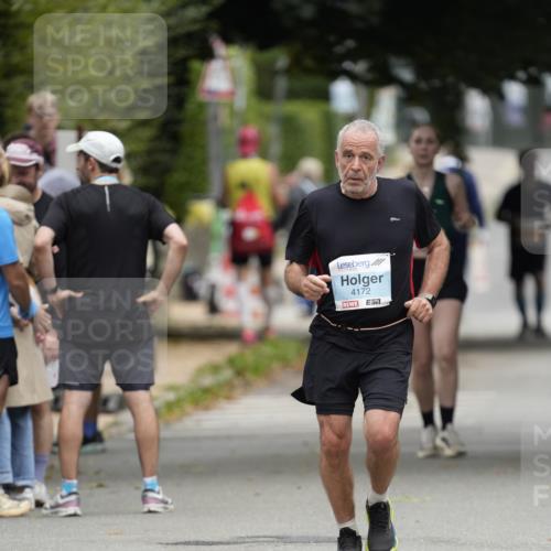 30.08.2026 - Blankeneser Heldenlauf Patografie http://msf.ph/oto/10092747 30.08.2026 12:44:13 Ziel  meine-sportfotos.de
