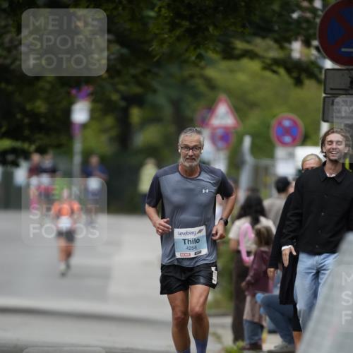 30.08.2026 - Blankeneser Heldenlauf Patografie http://msf.ph/oto/10092811 30.08.2026 12:47:05 Ziel 4384 meine-sportfotos.de