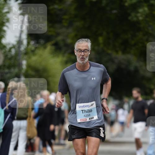 30.08.2026 - Blankeneser Heldenlauf Patografie http://msf.ph/oto/10092812 30.08.2026 12:47:14 Ziel 4258 meine-sportfotos.de