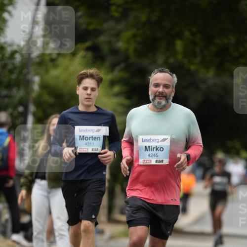 30.08.2026 - Blankeneser Heldenlauf Patografie http://msf.ph/oto/10092845 30.08.2026 12:49:28 Ziel 2093, 4245, 4311 meine-sportfotos.de