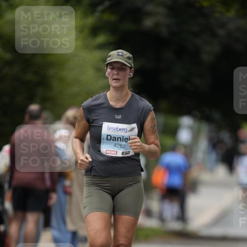 30.08.2026 - Blankeneser Heldenlauf Patografie http://msf.ph/oto/10092850 30.08.2026 12:49:39 Ziel 4262, 4311 meine-sportfotos.de
