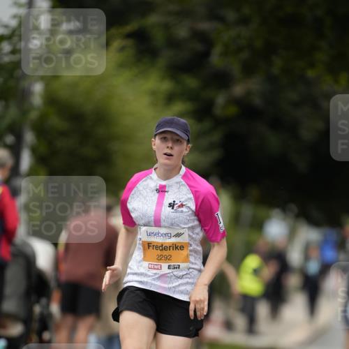 30.08.2026 - Blankeneser Heldenlauf Patografie http://msf.ph/oto/10092868 30.08.2026 12:50:31 Ziel 2292, 4126, 4156, 4376 meine-sportfotos.de