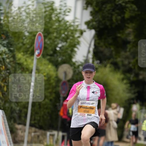 30.08.2026 - Blankeneser Heldenlauf Patografie http://msf.ph/oto/10092870 30.08.2026 12:50:32 Ziel 2292, 4126, 4156 meine-sportfotos.de