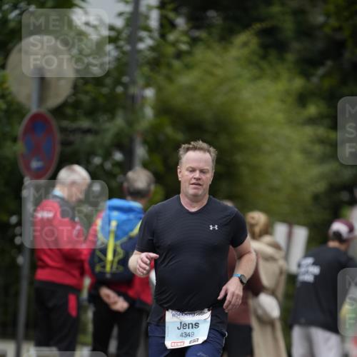 30.08.2026 - Blankeneser Heldenlauf Patografie http://msf.ph/oto/10092877 30.08.2026 12:50:49 Ziel 4002, 4417 meine-sportfotos.de