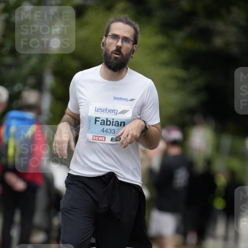 30.08.2026 - Blankeneser Heldenlauf Patografie http://msf.ph/oto/10092881 30.08.2026 12:51:00 Ziel 4349, 4433 meine-sportfotos.de