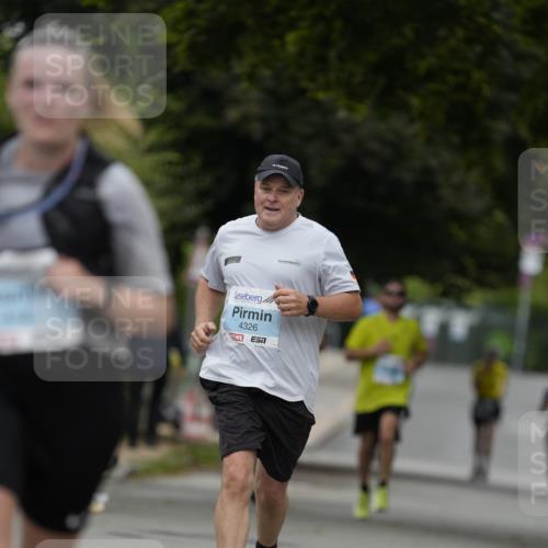 30.08.2026 - Blankeneser Heldenlauf Patografie http://msf.ph/oto/10092908 30.08.2026 12:52:12 Ziel 4087, 4101, 4181, 4326, 4327 meine-sportfotos.de