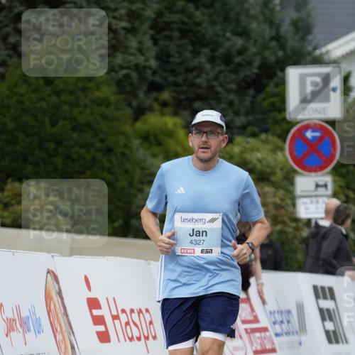30.08.2026 - Blankeneser Heldenlauf Patografie http://msf.ph/oto/10092910 30.08.2026 12:52:18 Ziel 4181, 4326, 4327, 4409 meine-sportfotos.de