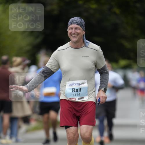30.08.2026 - Blankeneser Heldenlauf Patografie http://msf.ph/oto/10092941 30.08.2026 12:54:40 Ziel 4114, 4489 meine-sportfotos.de