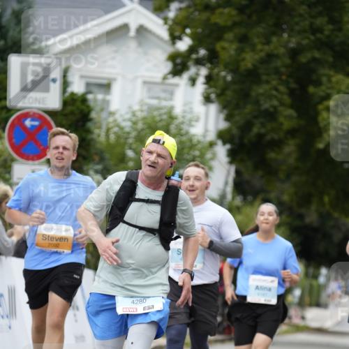 30.08.2026 - Blankeneser Heldenlauf Patografie http://msf.ph/oto/10092955 30.08.2026 12:54:53 Ziel 2092, 4016, 4138, 4147, 4280 meine-sportfotos.de
