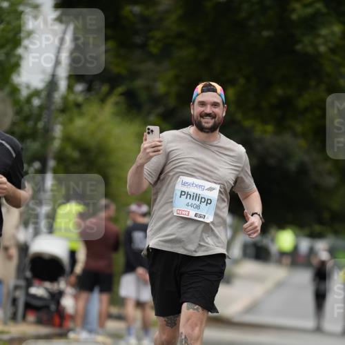 30.08.2026 - Blankeneser Heldenlauf Patografie http://msf.ph/oto/10093016 30.08.2026 12:58:44 Ziel 4099, 4408 meine-sportfotos.de