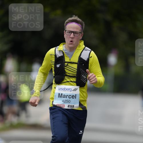 30.08.2026 - Blankeneser Heldenlauf Patografie http://msf.ph/oto/10093023 30.08.2026 12:59:18 Ziel 4121, 4250, 4434 meine-sportfotos.de