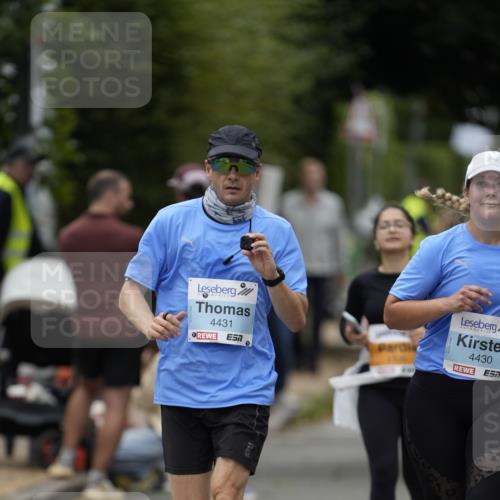30.08.2026 - Blankeneser Heldenlauf Patografie http://msf.ph/oto/10093037 30.08.2026 13:00:34 Ziel 4430, 4431 meine-sportfotos.de