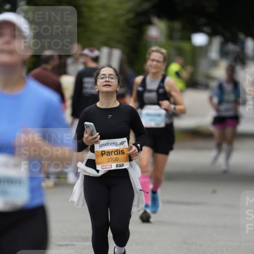30.08.2026 - Blankeneser Heldenlauf Patografie http://msf.ph/oto/10093043 30.08.2026 13:00:40 Ziel 2200, 4430, 4431 meine-sportfotos.de