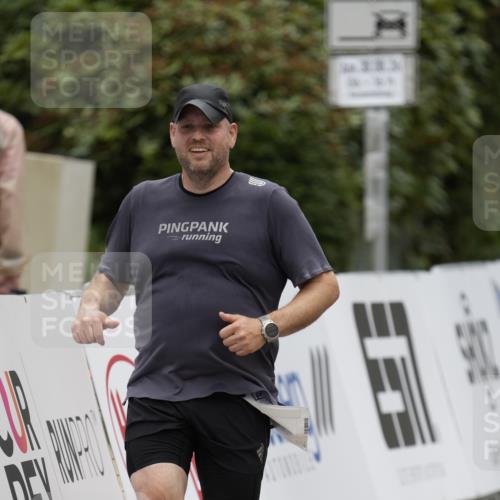 30.08.2026 - Blankeneser Heldenlauf Patografie http://msf.ph/oto/10093052 30.08.2026 13:00:57 Ziel 4024, 4405 meine-sportfotos.de