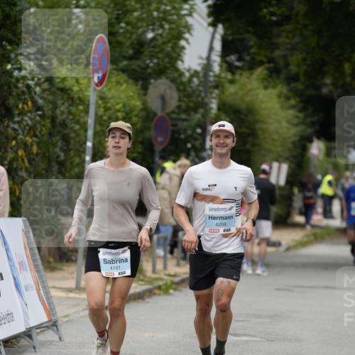 30.08.2026 - Blankeneser Heldenlauf Patografie http://msf.ph/oto/10093059 30.08.2026 13:01:06 Ziel 4024, 4161, 4208 meine-sportfotos.de
