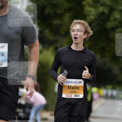 30.08.2026 - Blankeneser Heldenlauf Patografie http://msf.ph/oto/10093092 30.08.2026 13:07:18 Ziel 2099, 2100, 2101, 4291, 4292 meine-sportfotos.de