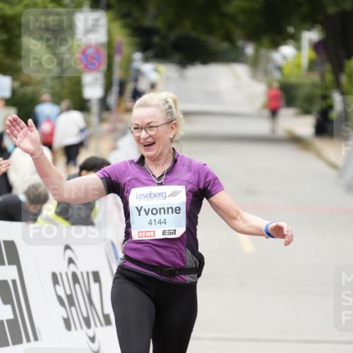 30.08.2026 - Blankeneser Heldenlauf Patografie http://msf.ph/oto/10093118 30.08.2026 13:15:05 Ziel  meine-sportfotos.de