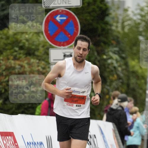 30.08.2026 - Blankeneser Heldenlauf Patografie http://msf.ph/oto/10093149 30.08.2026 09:17:50 Ziel 3681 meine-sportfotos.de