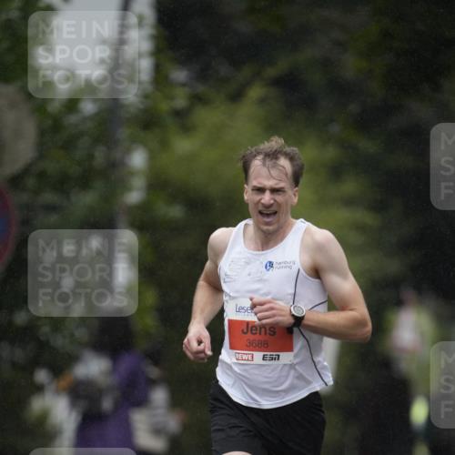 30.08.2026 - Blankeneser Heldenlauf Patografie http://msf.ph/oto/10093152 30.08.2026 09:18:03 Ziel 3688 meine-sportfotos.de