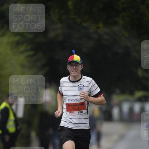 30.08.2026 - Blankeneser Heldenlauf Patografie http://msf.ph/oto/10093171 30.08.2026 09:20:46 Ziel 3521 meine-sportfotos.de