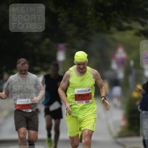 30.08.2026 - Blankeneser Heldenlauf Patografie http://msf.ph/oto/10093206 30.08.2026 09:22:02 Ziel 3585, 3674, 3711 meine-sportfotos.de