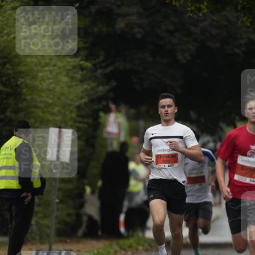 30.08.2026 - Blankeneser Heldenlauf Patografie http://msf.ph/oto/10093225 30.08.2026 09:22:29 Ziel 3525, 3551 meine-sportfotos.de