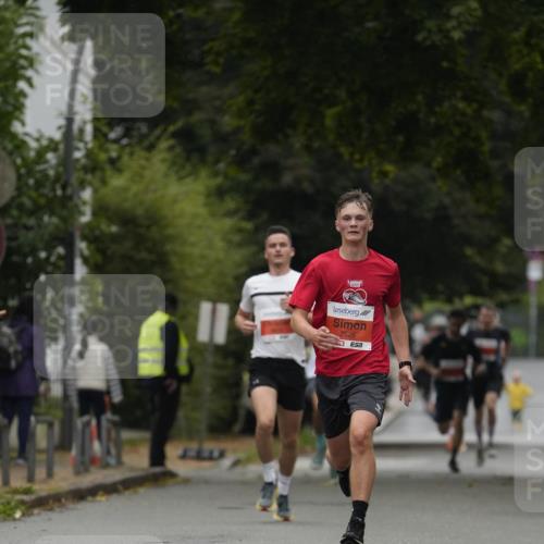 30.08.2026 - Blankeneser Heldenlauf Patografie http://msf.ph/oto/10093226 30.08.2026 09:22:31 Ziel 3525, 3551 meine-sportfotos.de