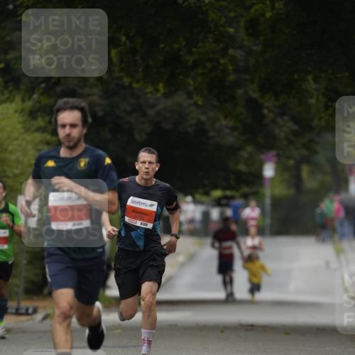 30.08.2026 - Blankeneser Heldenlauf Patografie http://msf.ph/oto/10093235 30.08.2026 09:22:40 Ziel 3509, 3525, 3609, 3666, 3728 meine-sportfotos.de