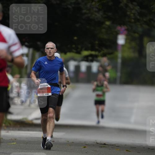 30.08.2026 - Blankeneser Heldenlauf Patografie http://msf.ph/oto/10093257 30.08.2026 09:23:17 Ziel 3685, 3694 meine-sportfotos.de