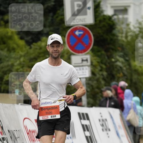 30.08.2026 - Blankeneser Heldenlauf Patografie http://msf.ph/oto/10093260 30.08.2026 09:23:31 Ziel 3582, 3596 meine-sportfotos.de