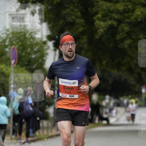 30.08.2026 - Blankeneser Heldenlauf Patografie http://msf.ph/oto/10093286 30.08.2026 09:24:09 Ziel 3542, 3567 meine-sportfotos.de