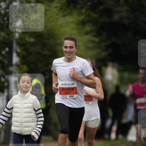 30.08.2026 - Blankeneser Heldenlauf Patografie http://msf.ph/oto/10093289 30.08.2026 09:24:24 Ziel 3575 meine-sportfotos.de