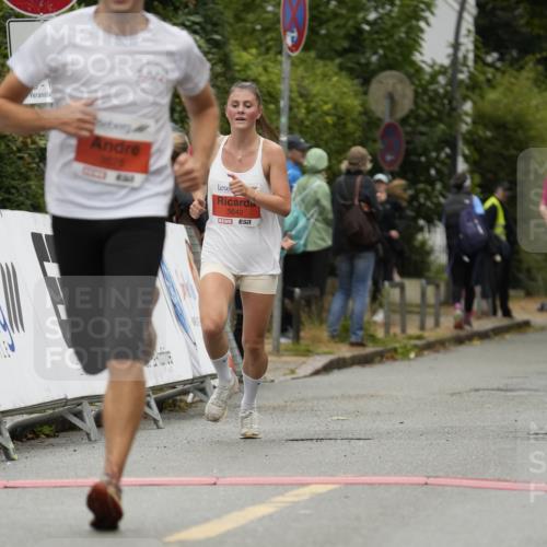 30.08.2026 - Blankeneser Heldenlauf Patografie http://msf.ph/oto/10093292 30.08.2026 09:24:30 Ziel 3575, 3642 meine-sportfotos.de
