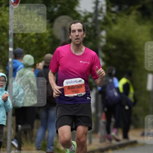 30.08.2026 - Blankeneser Heldenlauf Patografie http://msf.ph/oto/10093296 30.08.2026 09:24:33 Ziel 3575, 3642, 3683 meine-sportfotos.de
