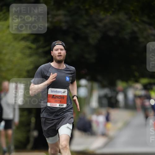 30.08.2026 - Blankeneser Heldenlauf Patografie http://msf.ph/oto/10093356 30.08.2026 09:26:42 Ziel 3574, 3731 meine-sportfotos.de