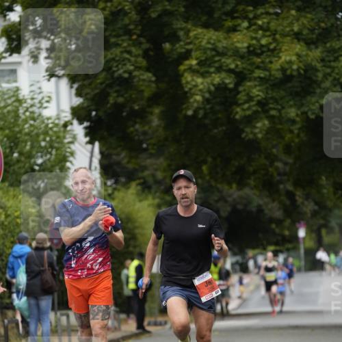 30.08.2026 - Blankeneser Heldenlauf Patografie http://msf.ph/oto/10093373 30.08.2026 09:27:05 Ziel 3592, 3675 meine-sportfotos.de