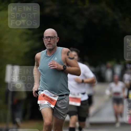 30.08.2026 - Blankeneser Heldenlauf Patografie http://msf.ph/oto/10093453 30.08.2026 09:28:32 Ziel 3560, 3584, 3672, 3684, 3708, 3719 meine-sportfotos.de