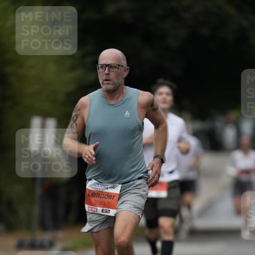 30.08.2026 - Blankeneser Heldenlauf Patografie http://msf.ph/oto/10093456 30.08.2026 09:28:33 Ziel 3560, 3672, 3684, 3708, 3719 meine-sportfotos.de