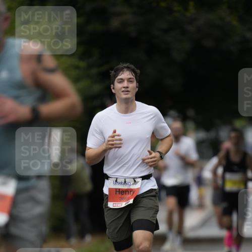 30.08.2026 - Blankeneser Heldenlauf Patografie http://msf.ph/oto/10093458 30.08.2026 09:28:35 Ziel 3560, 3669, 3672, 3684, 3708, 3719 meine-sportfotos.de