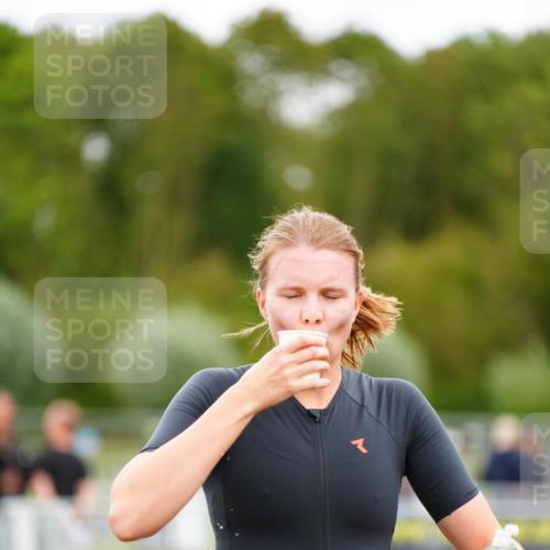 30.08.2026 - Elbe Triathlon Hamburg LAZAROV Photography http://msf.ph/oto/10093477 30.08.2026 14:27:29 Laufen 1571 meine-sportfotos.de