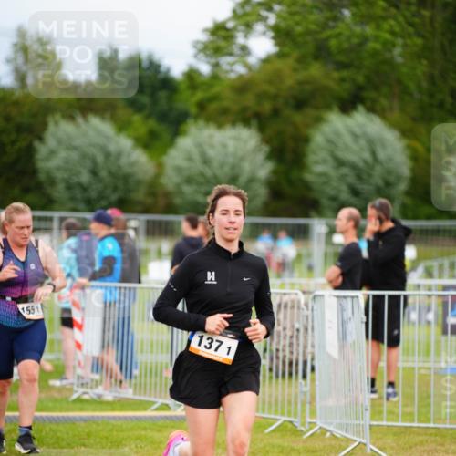 30.08.2026 - Elbe Triathlon Hamburg LAZAROV Photography http://msf.ph/oto/10093483 30.08.2026 14:28:14 Laufen 1551, 137, 1 meine-sportfotos.de